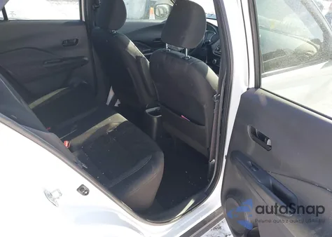 2019 Nissan Kicks S z USA, uszkodzony, nr VIN 3N1CP5CU7KL505840